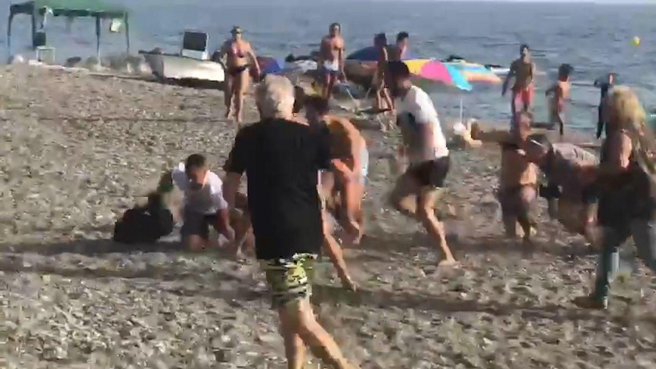 Espagne : l’incroyable arrestation de trafiquants de drogue par des baigneurs sur une plage