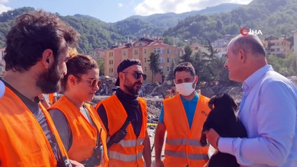 Selde kaybolan minik köpek bulundu, yeni ismini İçişleri Bakanı Soylu verdi