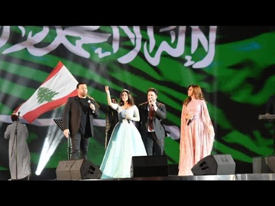 نجوى كرم وملحم زين يغضبان ويغادران المسرح في ال...