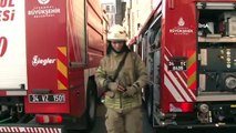 Şişhane'deki 7 katlı otelde çıkan yangın paniğe neden oldu