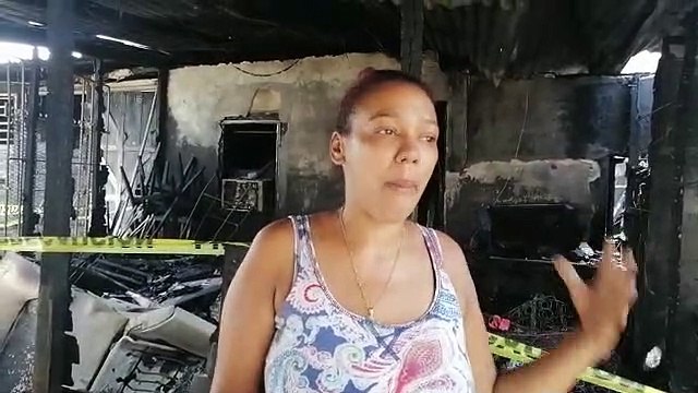 Afectados por incendio en Los Alcarrizos piden ayuda