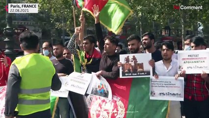 Hundreds rally in Paris in support of Afghan people