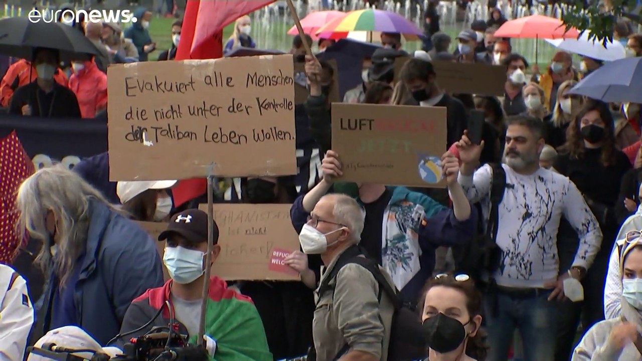 Demos für Aufnahme von Afghanen - 'Die werden geschlachtet'