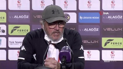 Mustafa Reşit Akçay: "Doğru oyunu ve saha duruşunu iyi çalışmamız gerekiyor"