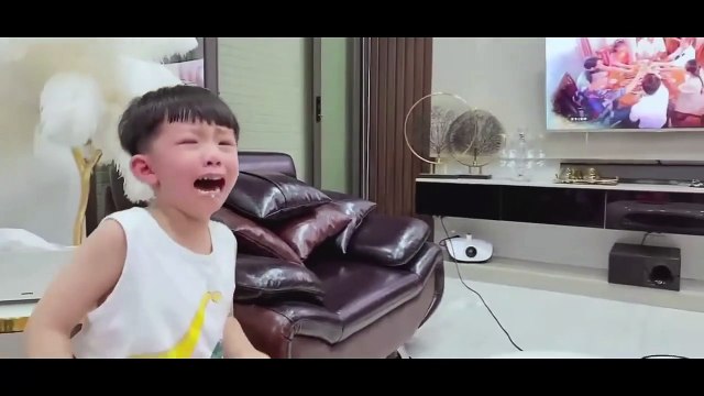 Hương vị tình thân: fan nhí khóc nước mắt, nước mũi tèm lem vì phim hết thời lượng, Nam phản ứng không ngờ