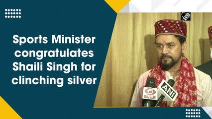 Sports Minister congratulates Shaili Singh for clinching silver