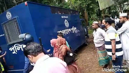 সিনহা হত্যা মামলার আসামীকে কক্সবাজার আদালতে আনা হয়েছে।