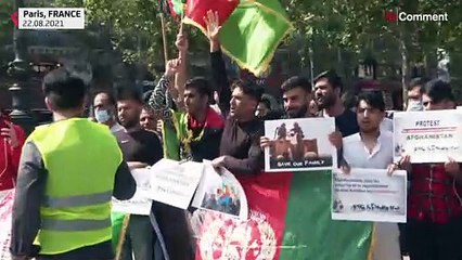 شاهد: مظاهرة وسط باريس تطالب باستقبال لاجئين أفغان بعد سيطرة طالبان على بلادهم