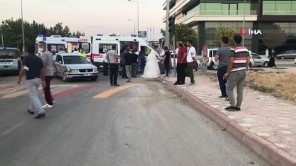 Gelin düğünü bıraktı, trafik kazasında yaralanan teyzesine koştu