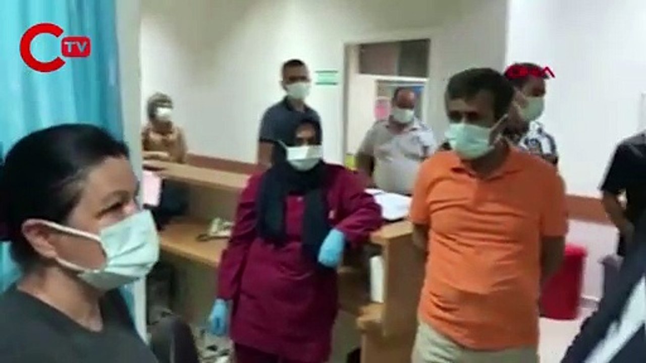 ‘Çocuğun kolunu acıttı’ diyerek hemşireleri darbettiler