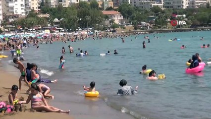 Mersin'de vatandaşlar sahillere akın etti