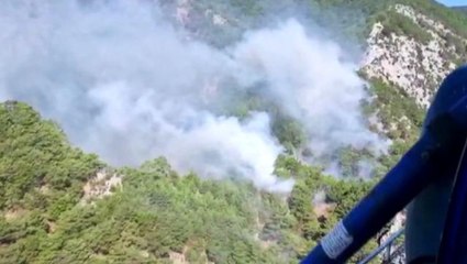 Kazdağları'ndaki yangına 4 helikopter müdahale ediyor, 2 yangın söndürme uçağı yolda