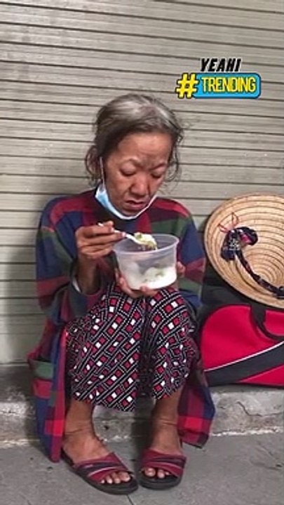 Người phụ nữ mất chồng trên phố đã được đoàn tụ với gia đình