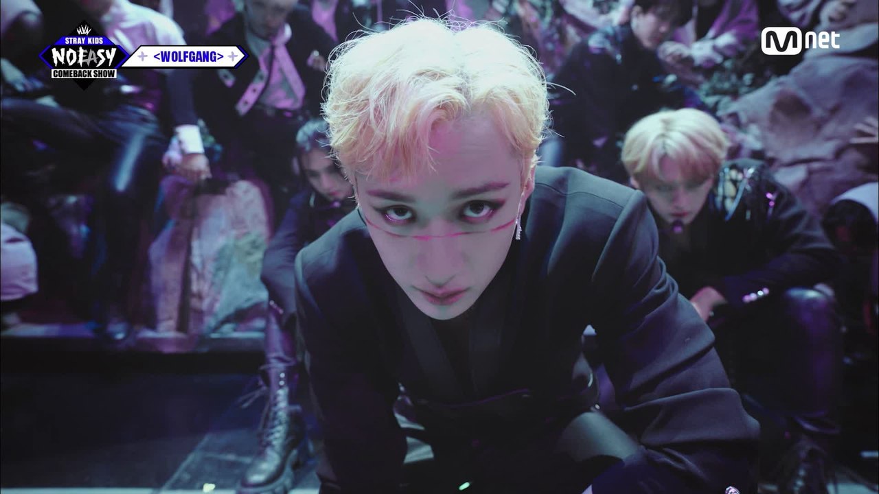 ♬ WOLFGANG - 스트레이 키즈(Stray Kids) | 스트레이키즈 컴백쇼