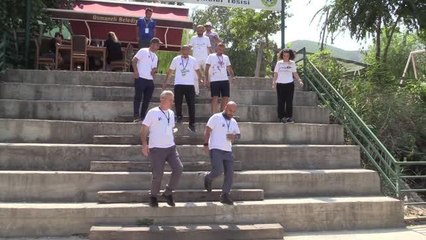 Yurdun dört bir yanından gelen öğretmenler doğa eğitimine katılıyor