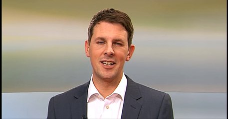 INTRO | Nyheder 22.20 og vært er Massimo Grillo | 22 December 2011 | TV SYD - TV2 Danmark