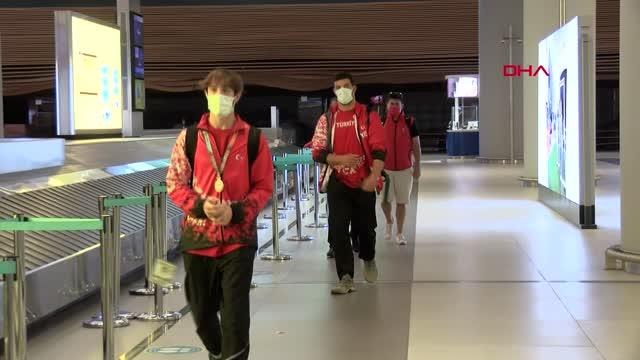 SPOR 20 Yaş Altı Dünya Atletizm Şampiyonası'na katılan milli atletler yurda döndü