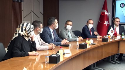 HAK-İŞ’ ten sel felaketine destek için Türk Kızılayı’na bağış