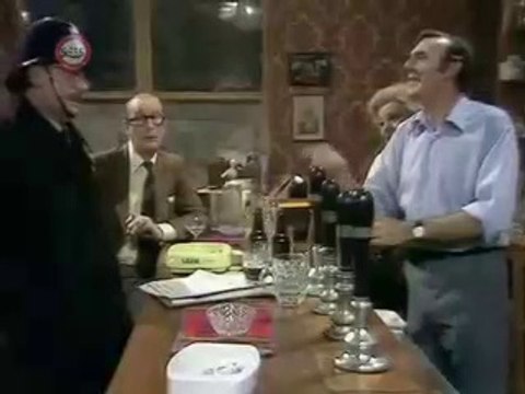 Sykes 'The Pub' S3/E3. Eric Sykes • Hattie Jacques • Richard Wattis • Derek Guyler