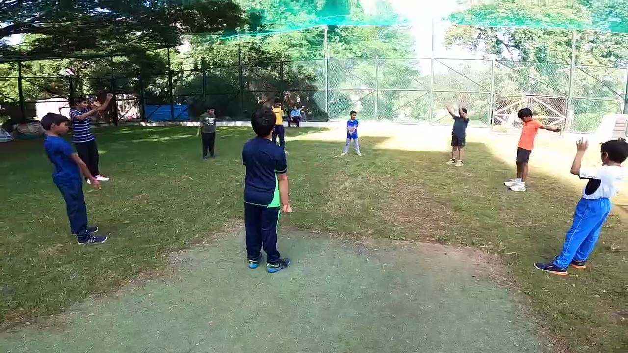 New Moon Walkr Thigh Pads