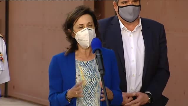 Robles anuncia que el martes llegarán cerca de 390 evacuados de Afganistán a España