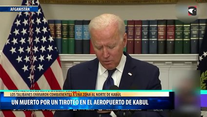 Un muerto por un tiroteo en el aeropuerto de Kabul en medio de las caóticas evacuaciones