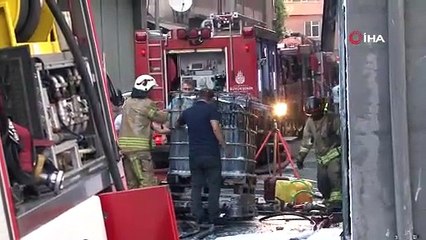 Kağıthane'de 6 katlı plastik fabrikasında korkutan yangın