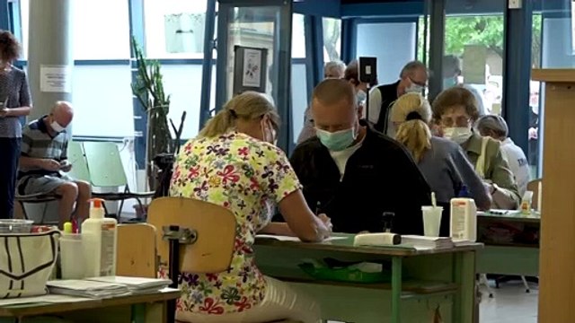 ЕС и США настаивают на бустерной вакцинации