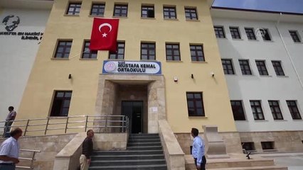 Son dakika haber | ÖNLEMİ HAYAT KURTARAN AFET: DEPREM - Depremin etkilediği Elazığ'da yeni okul binaları yükseliyor
