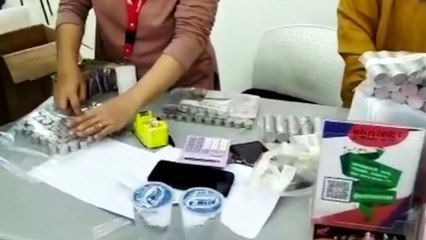 Pengemudi Ojek di Cilegon Beli Sepeda Motor Pakai Uang Receh