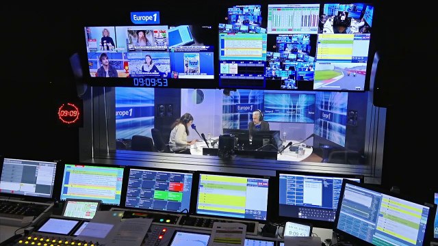 La rentrée ambitieuse de TF1, la nouvelle émission de Camille Combal et Michel Drucker sur scène