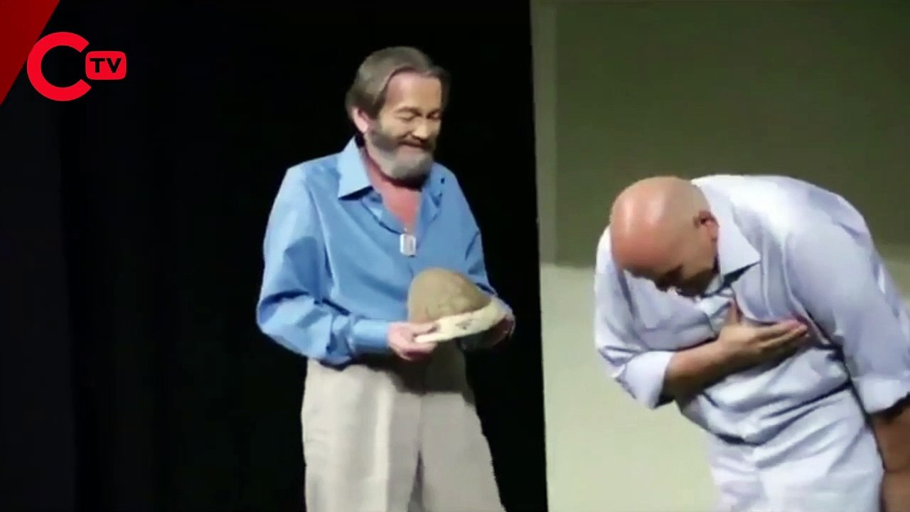 Ferhan Şensoy, kavuğu Rasim Öztekin'e böyle devretmişti