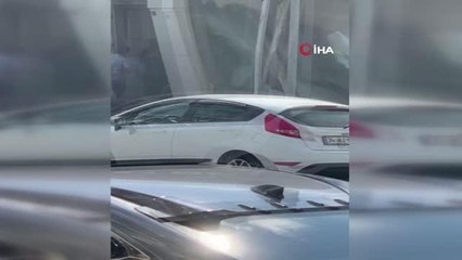 İkitelli'deki dükkandaki çökme sonrası panik anları kamerada