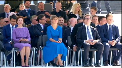 Зеленский: "Мы молодая страна с тысячелетней историей"