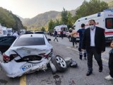 Sakarya'da ambulans ve 3 aracın karıştığı kazada 12 kişi yaralandı