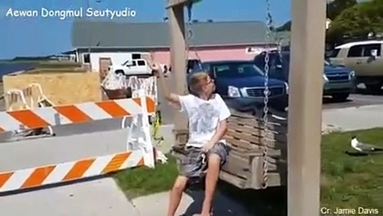 I cry from laughter very funny video laugh to death 2020