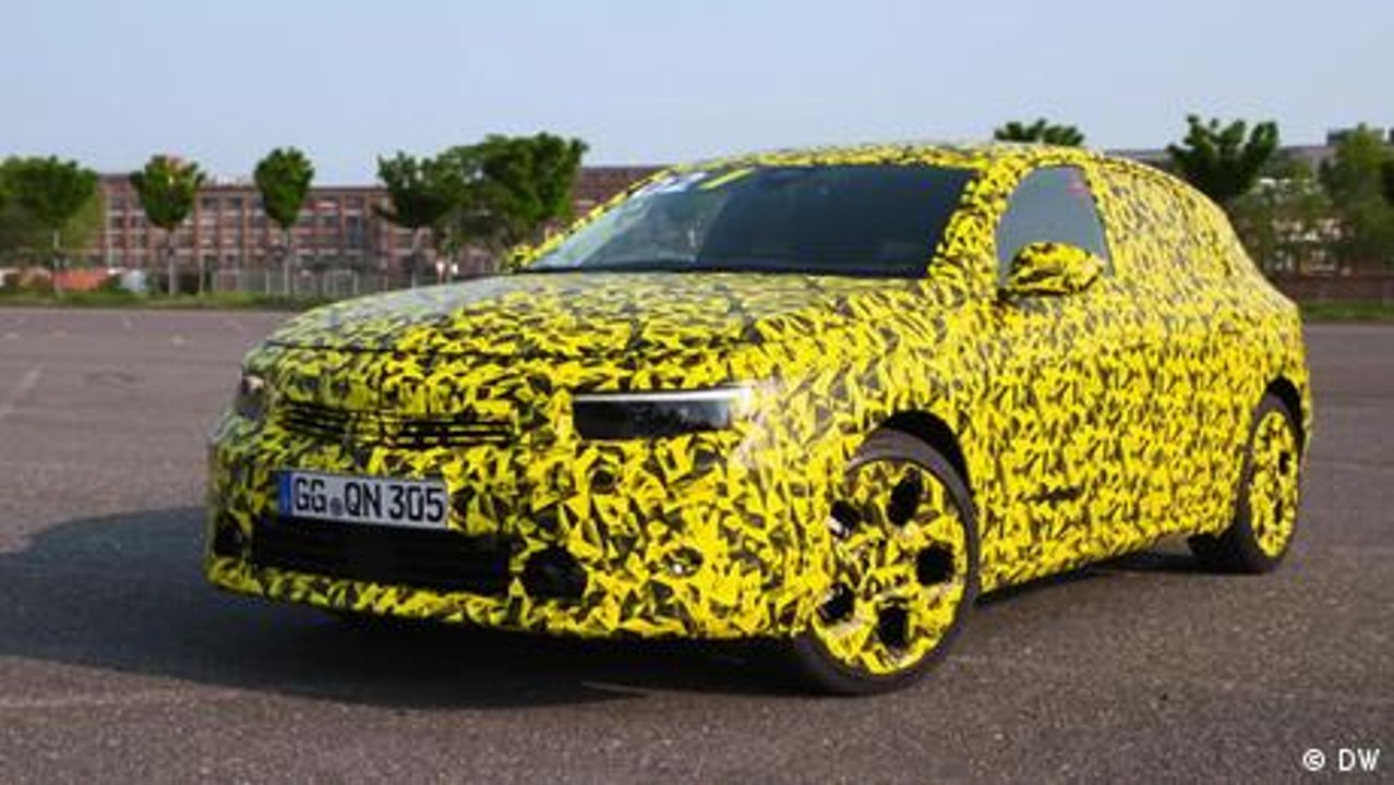 Opel Astra: Test im Erlkönig