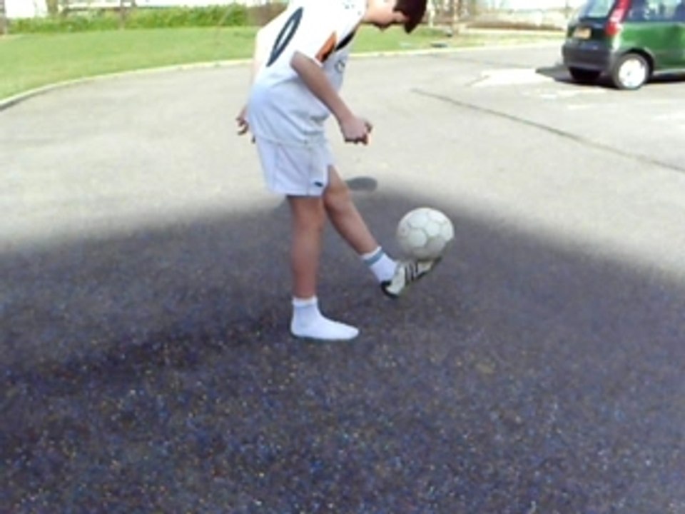 Jongles avec une chaussette