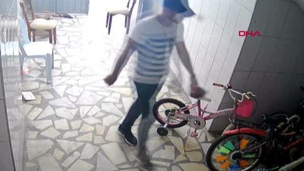 UYUŞTURUCU PARASI İÇİN HIRSIZLIK YAPAN ŞÜPHELİ YAKALANDI