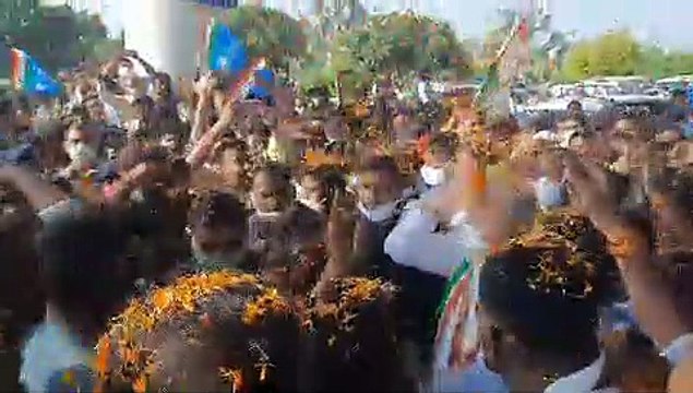 दिल्ली से रायपुर लौटे सीएम भूपेश बघेल बोले - ढाई साल का राग आलाप रहे हैं वह कभी सफल नहीं होंगे