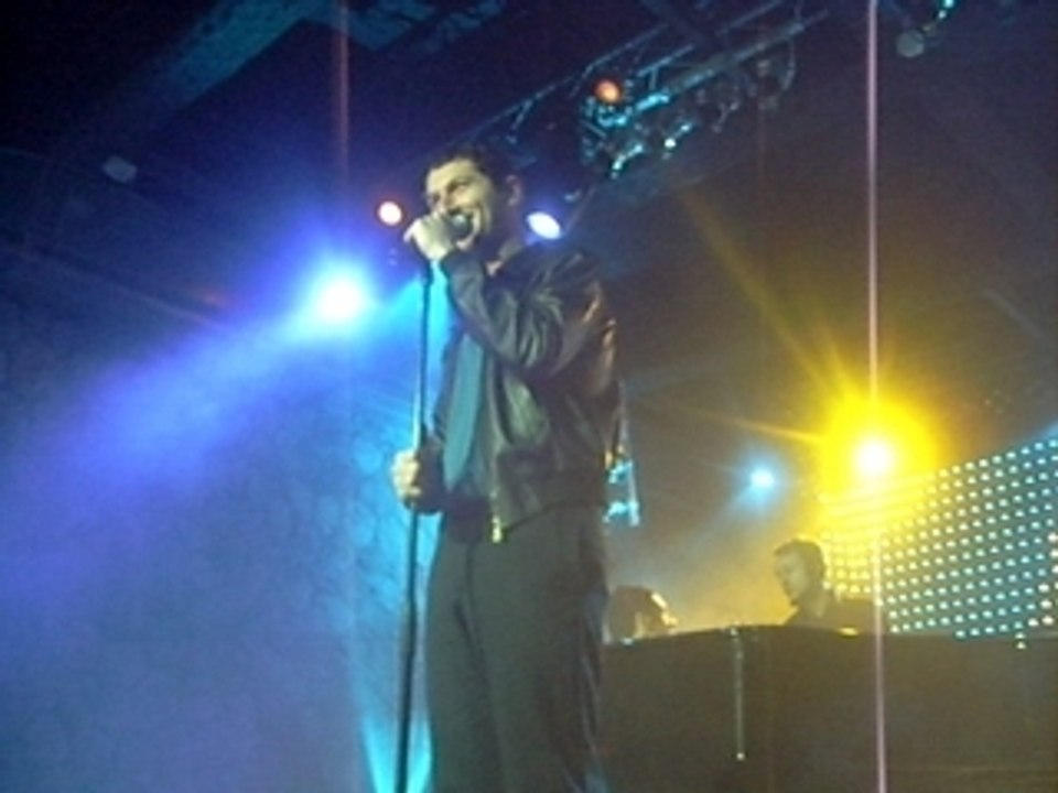 Aaron au showcase (le 22/01)