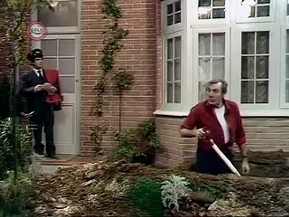 Sykes  'Bird' S2/E11. Eric Sykes • Hattie Jacques • Derek Guyler • Richard Wattis