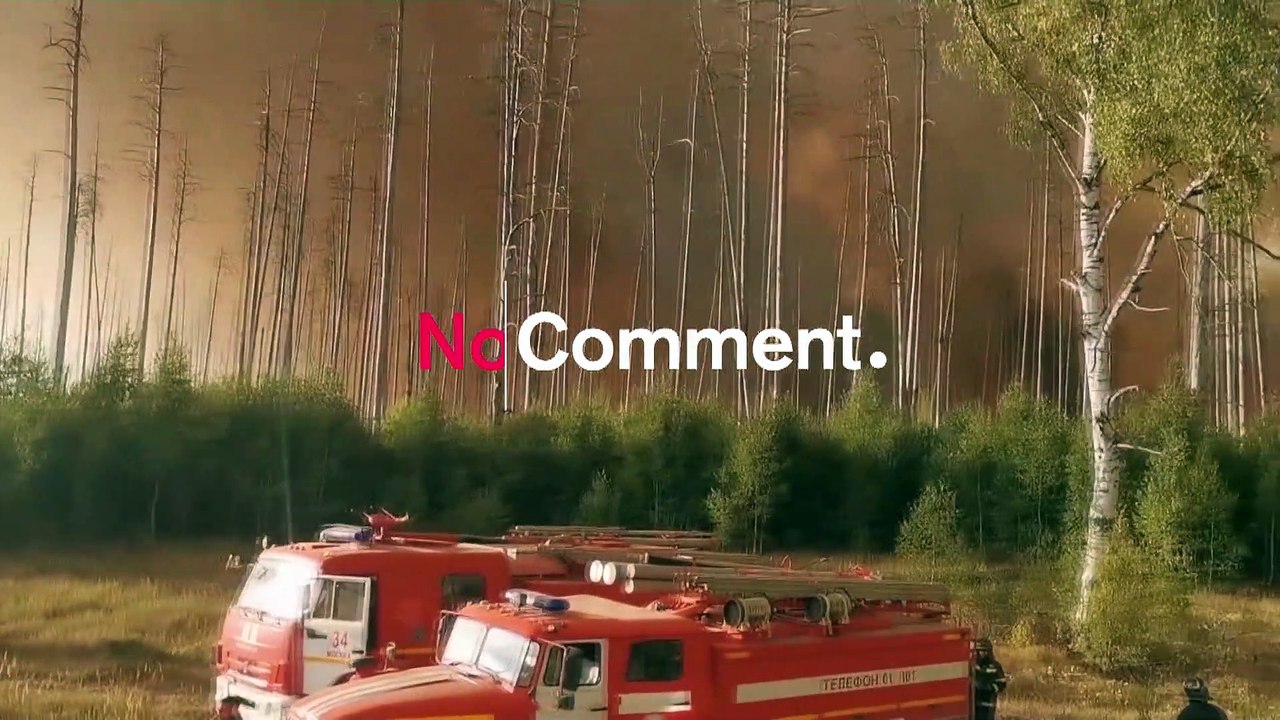 Russland: Feuerwehrleute werden von Waldbrand eingekesselt