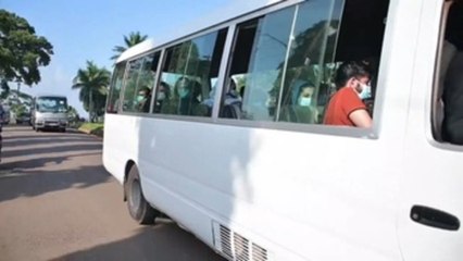 Llegan a Uganda 51 personas evacuadas desde Afganistán