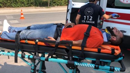 Otomobil, hafriyat kamyonuna çarptı: 1 yaralı