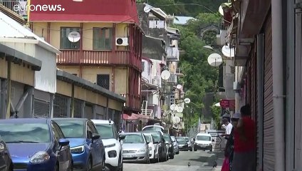 Inzidenz von knapp 900: Französische Überseegebiete verlängern Maßnahmen