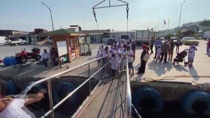 Aileleriyle fındık toplamaya gelen çocuklar için etkinlik düzenlendi