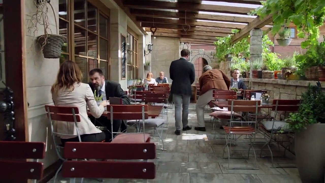 Die Rosenheim-Cops (427) Staffel 18 Folge 23 - Ein Fall von Zauberei