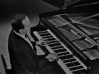 Roger Williams - World's Waiting For The Sunrise (Live On The Ed Sullivan Show, July 26, 1959)