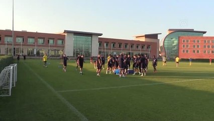 Kayserispor Teknik direktör Hikmet Karaman: "Taş gibi bir takım olacağız"